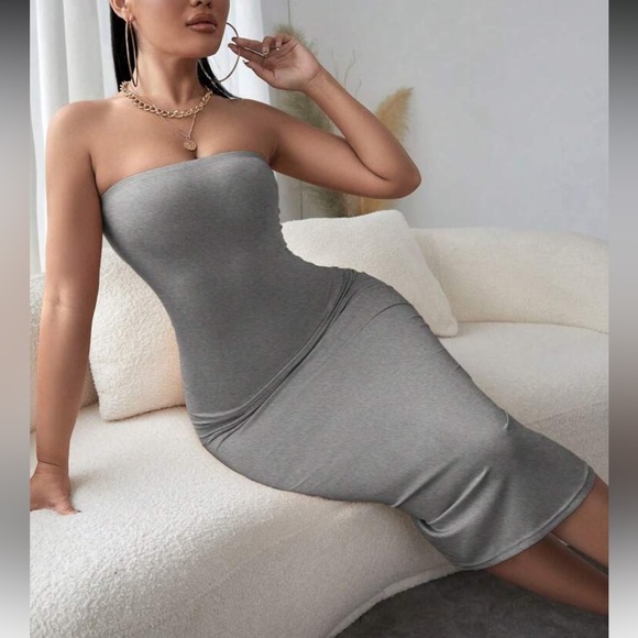 Dresses & Skirts - Elegant Gray Strapless Midi Dress